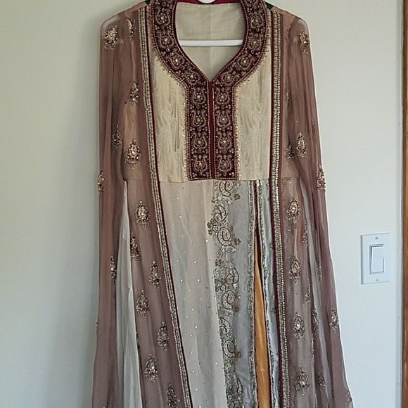 Salwar Kameez Other - Pakistani 3 piece exquisite shalwar kameez gown